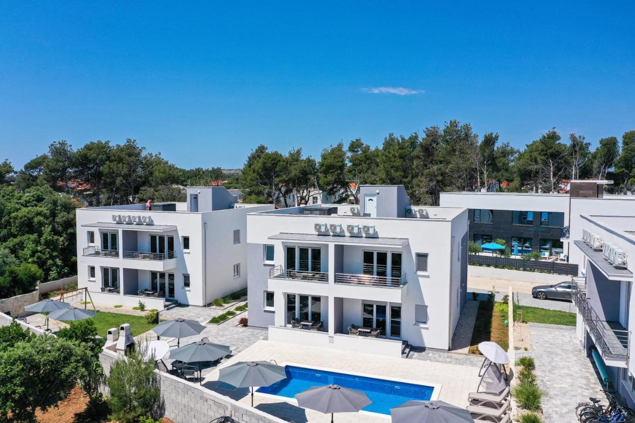 1Oak Rentals 2 วีร์ ภายนอก รูปภาพ